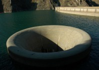 Сливная дыра ГЭС (Monticello, США)